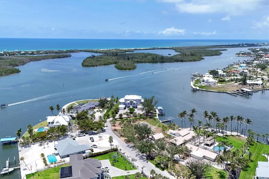 565 Green Dolphin Drive S, Placida, FL 33946 - #3