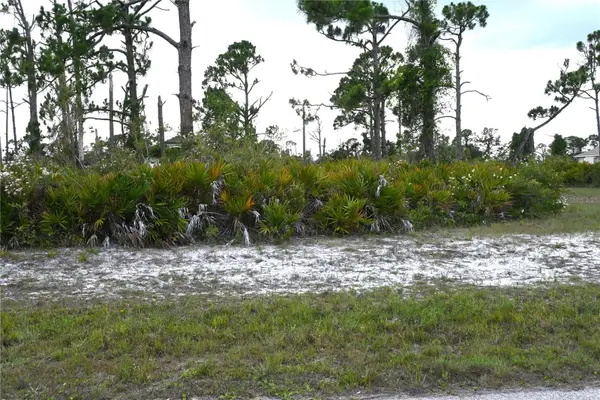 16 Coxswain Circle, PLACIDA, FL 33946