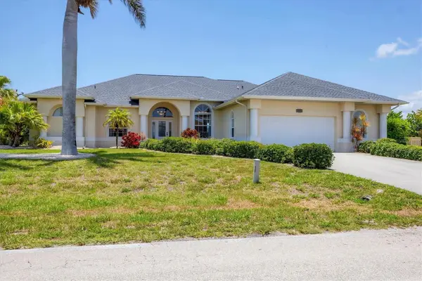 1002 Rotonda Circle, ROTONDA WEST, FL 33947