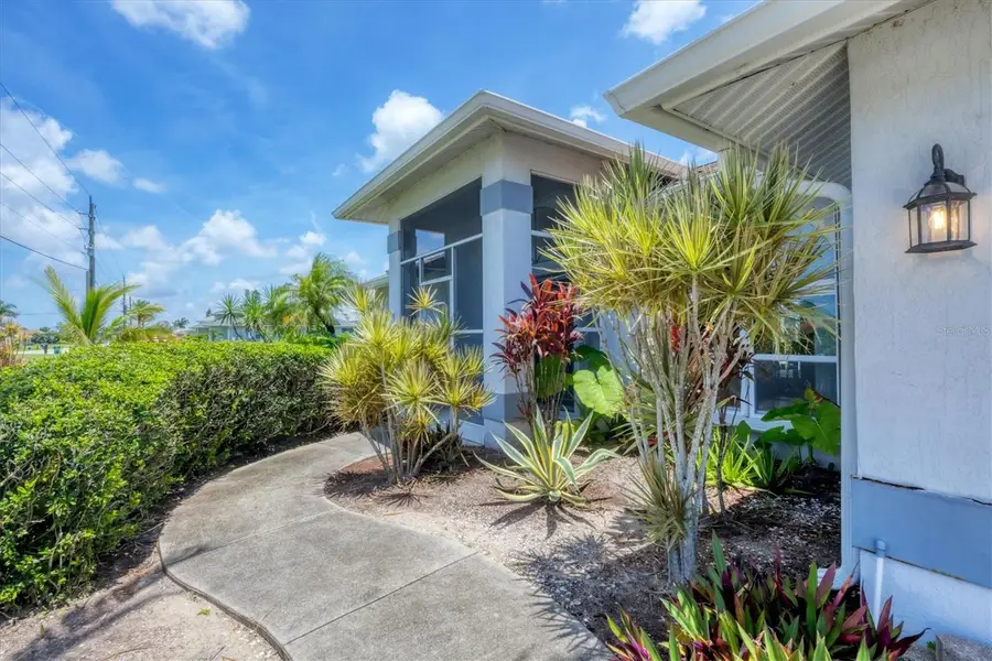 727 Rotonda Circle, Rotonda West, FL 33947 - Image #2