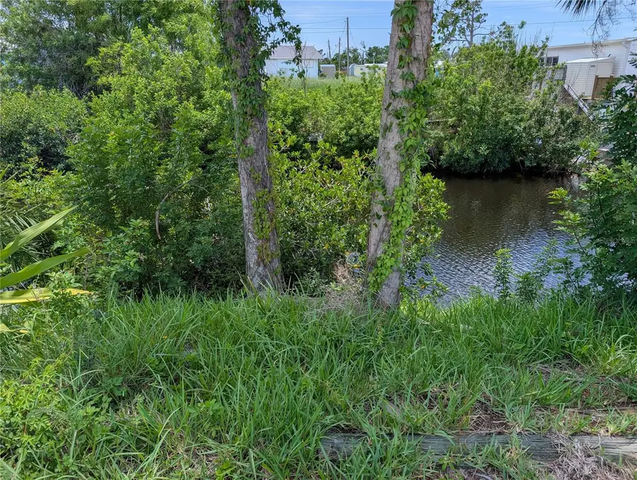 520 Alta Vista, Englewood, FL 34224 - #3