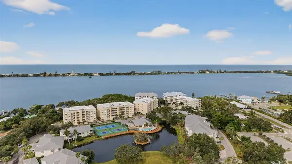 242 Hidden Bay Drive #401, OSPREY, FL 34229