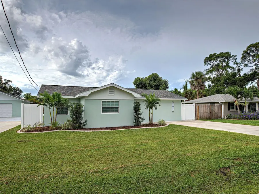 425 Yale Street, Englewood, FL 34223 - Image #2