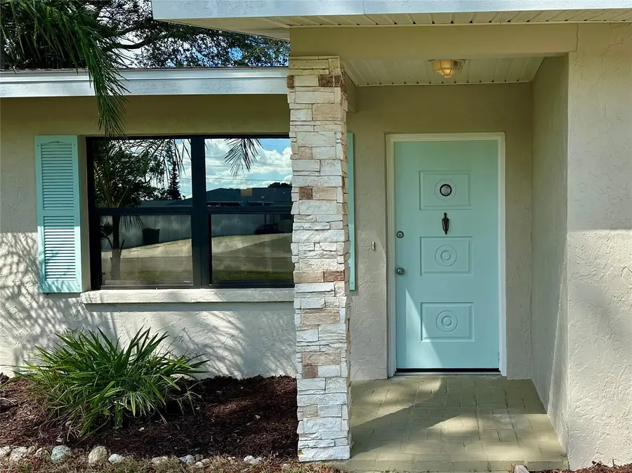 1516 Olympia Road, Venice, FL 34293 - Image #2