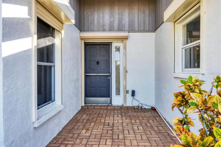 606 Chestnut Lane, Englewood, FL 34223 - Image #2