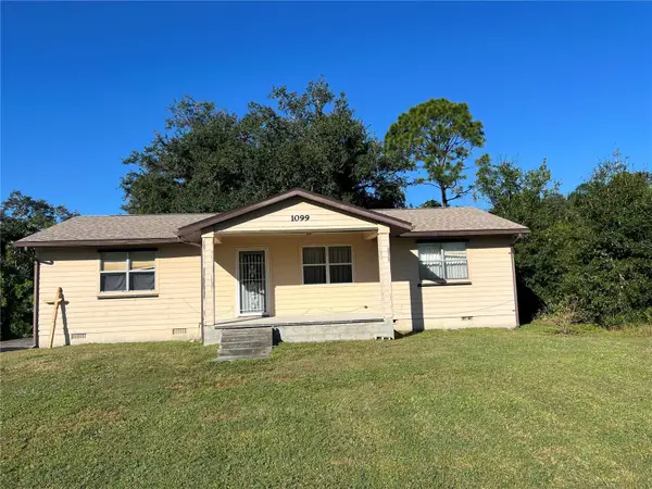1099 Riggs Street, PORT CHARLOTTE, FL 33952