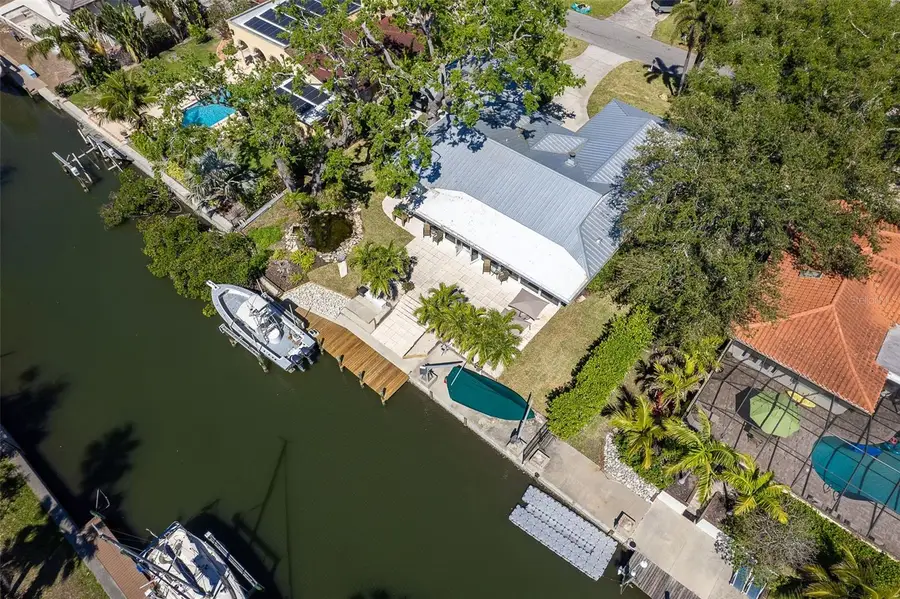 1648 Shelburne Lane, Sarasota, FL 34231 - Image #3