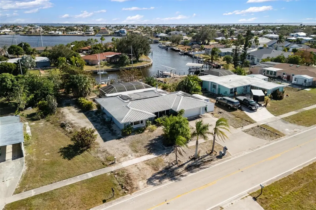 105 Cousley Drive Se, Port Charlotte, FL 33952 - Image #1
