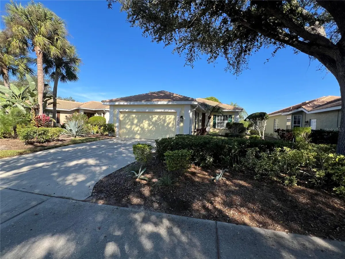 858 Tartan Drive #858, Venice, FL 34293 - Image #1