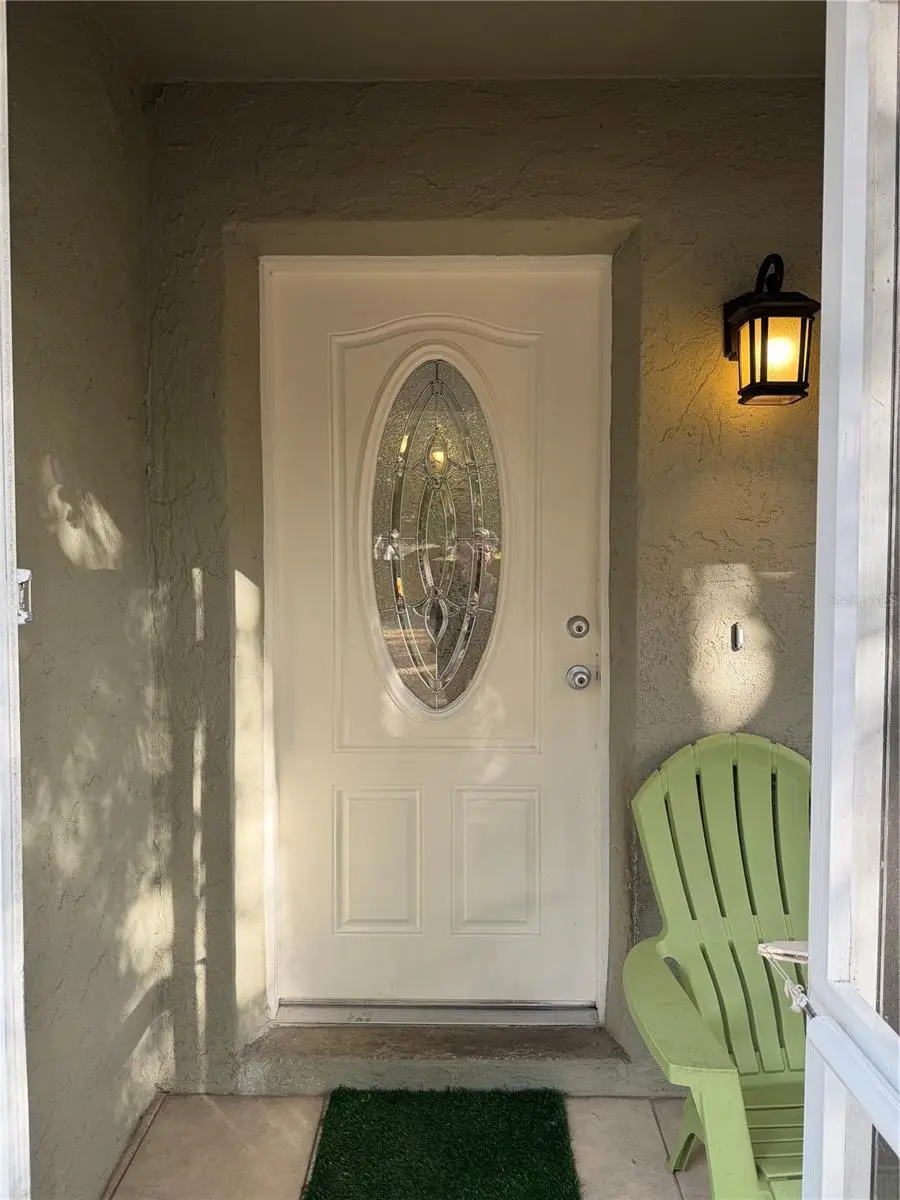 4717 Hollingsworth Avenue, Sarasota, FL 34233 - Image #3