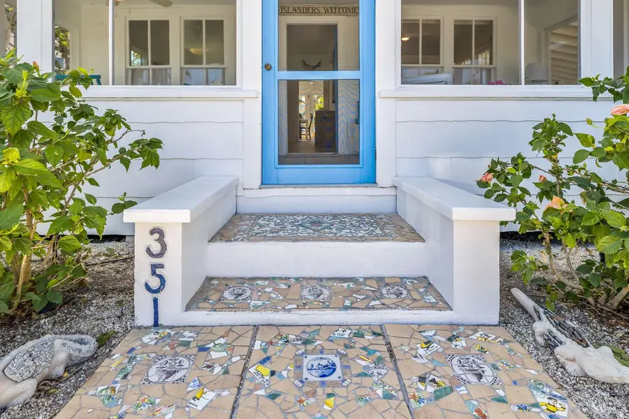 351 Tarpon Avenue, Boca Grande, FL 33921 - Image #2