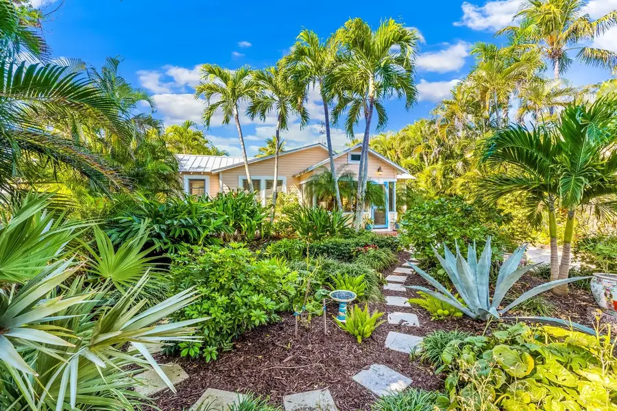 361 Tarpon Avenue, Boca Grande, FL 33921 - Image #2