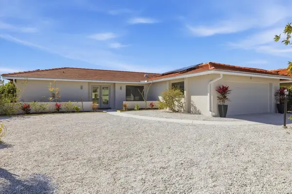 3 Dover Drive, ENGLEWOOD, FL 34223