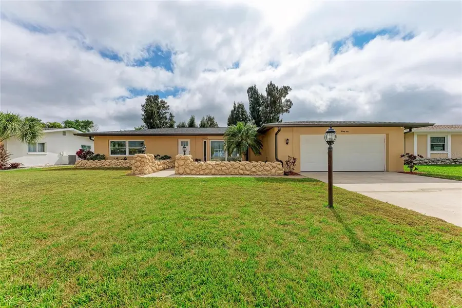 21 S Golfview Road, Rotonda West, FL 33947 - #3