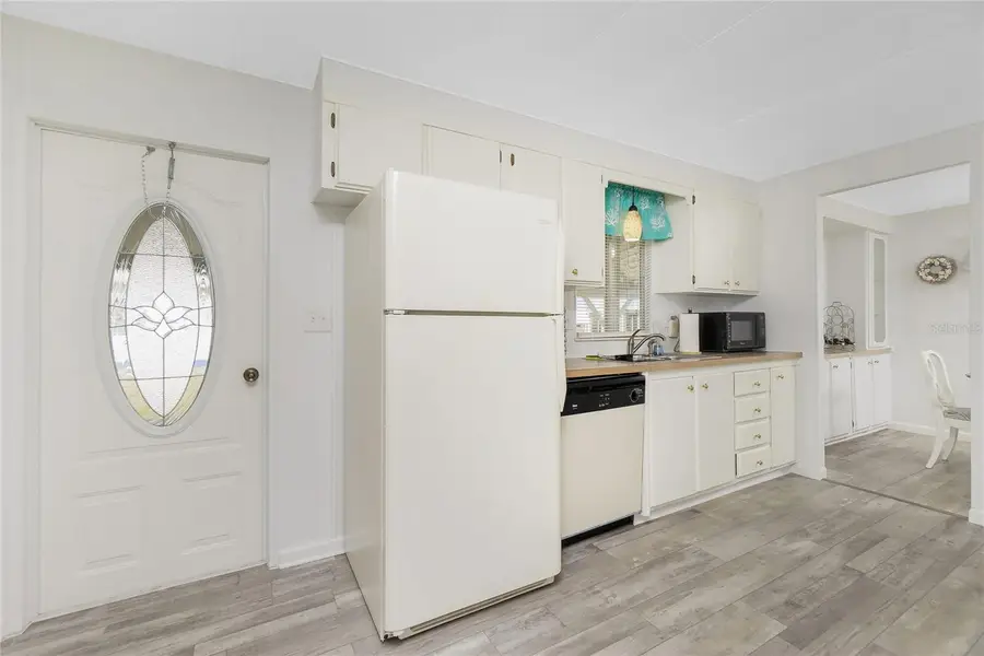 532 Walnut Circle, Venice, FL 34285 - #3