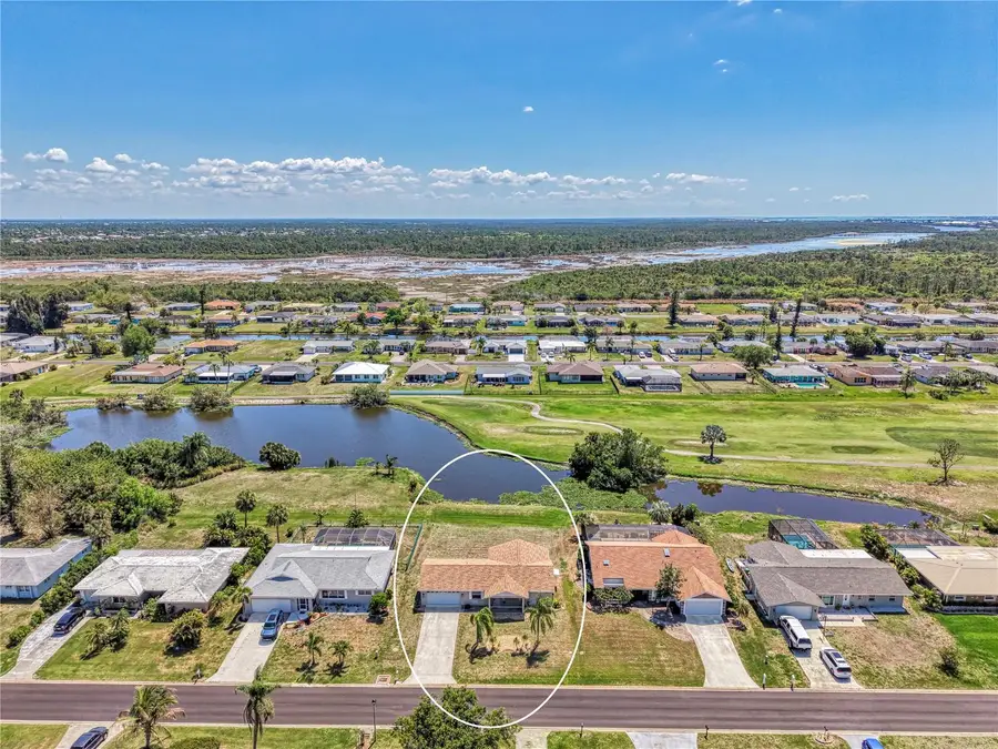 31 Oakland Hills Court, Rotonda West, FL 33947 - #3