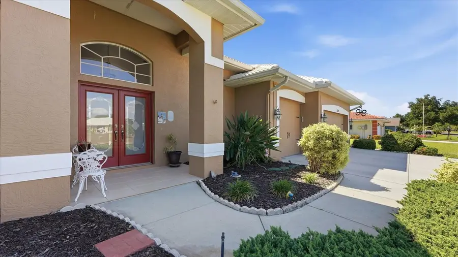 324 Oakwood Circle, Englewood, FL 34223 - #2