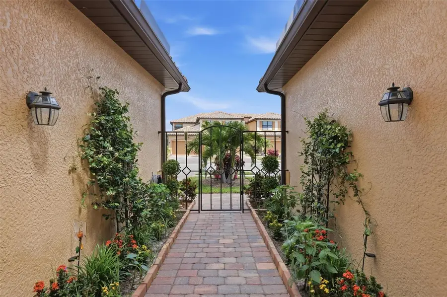 20120 Ragazza Circle #202, Venice, FL 34293 - #3