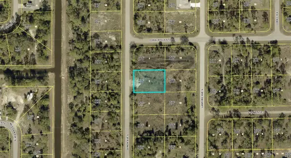 Chimney Swift Road, WEEKI WACHEE, FL 34614