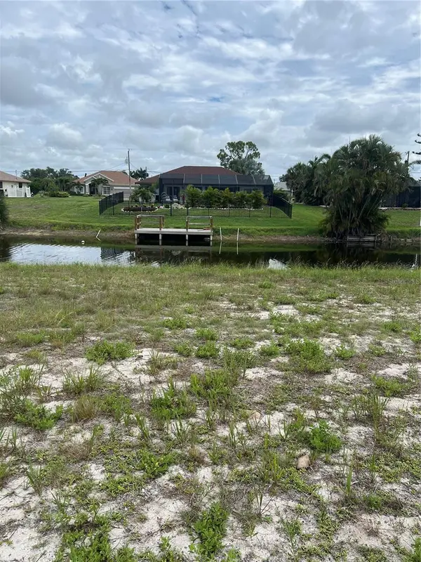 120 Mark Twain Lane, ROTONDA WEST, FL 33947