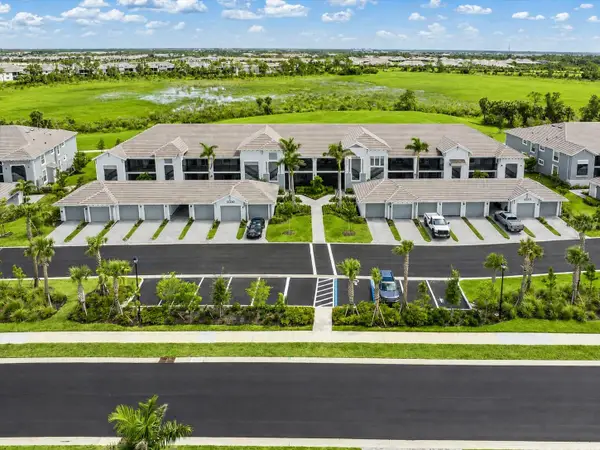 12550 Galapagos Court #208, VENICE, FL 34293