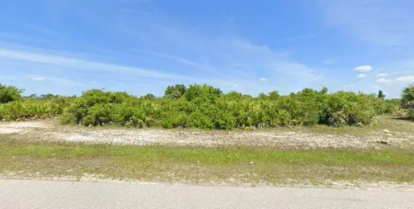 39 Decorore Drive, ROTONDA WEST, FL 33947