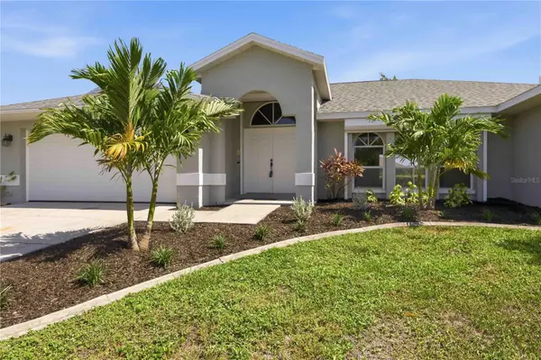 15608 Melport Circle, PORT CHARLOTTE, FL 33981
