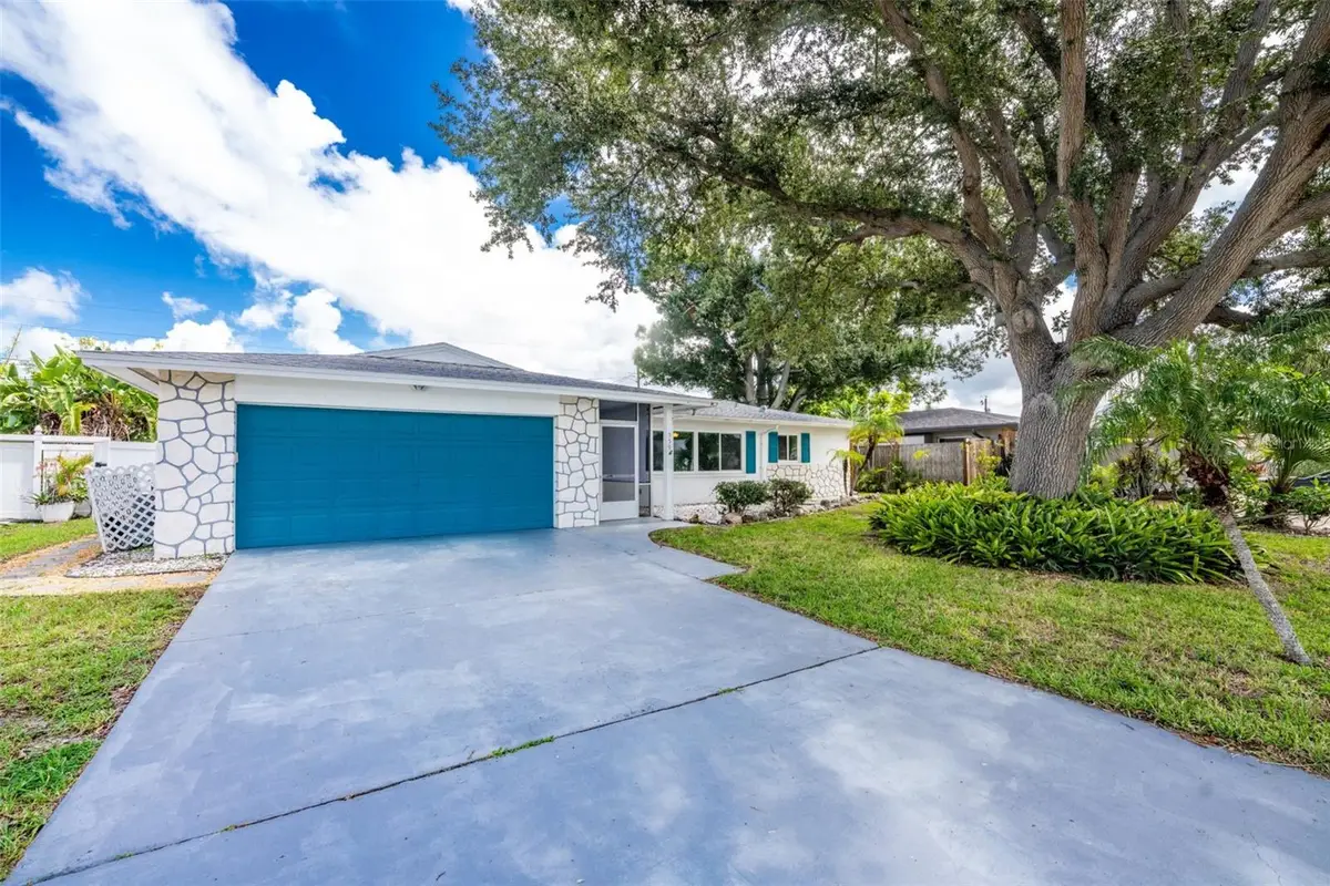 559 Mount Vernon Drive, Venice, FL 34293 - #1