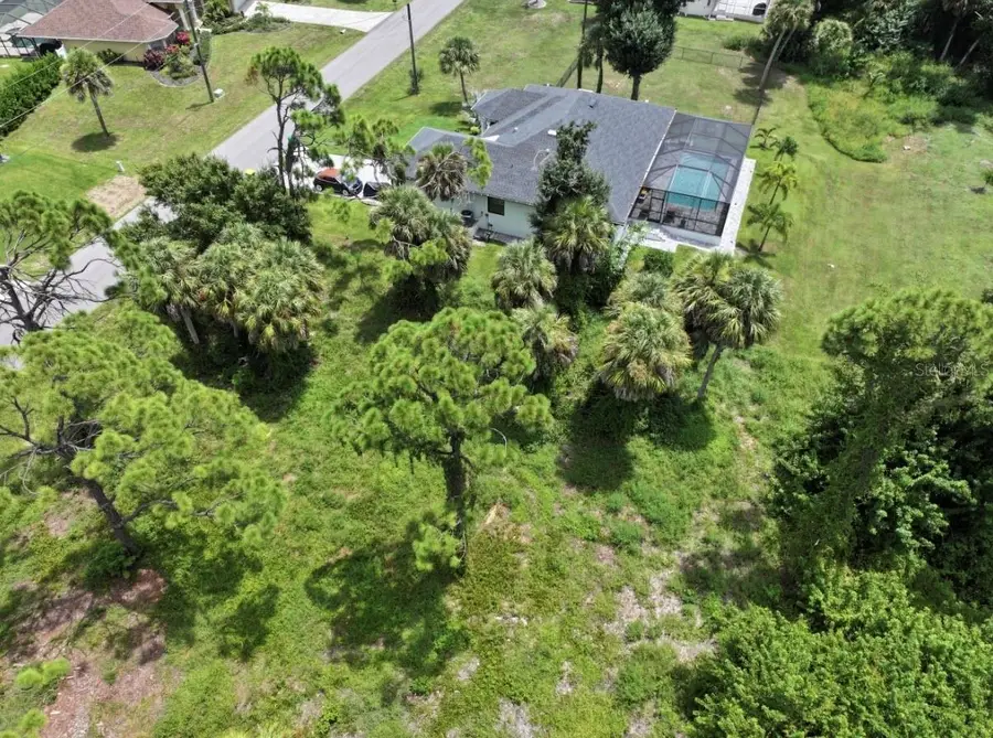 18 Pine Valley Court, Rotonda West, FL 33947 - #2