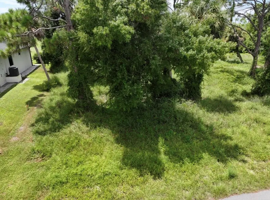 18 Pine Valley Court, Rotonda West, FL 33947 - #3