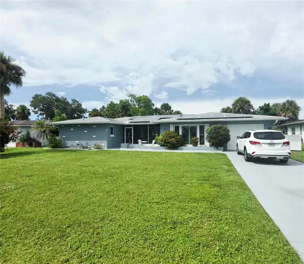 16 Oakland Hills Place, ROTONDA WEST, FL 33947