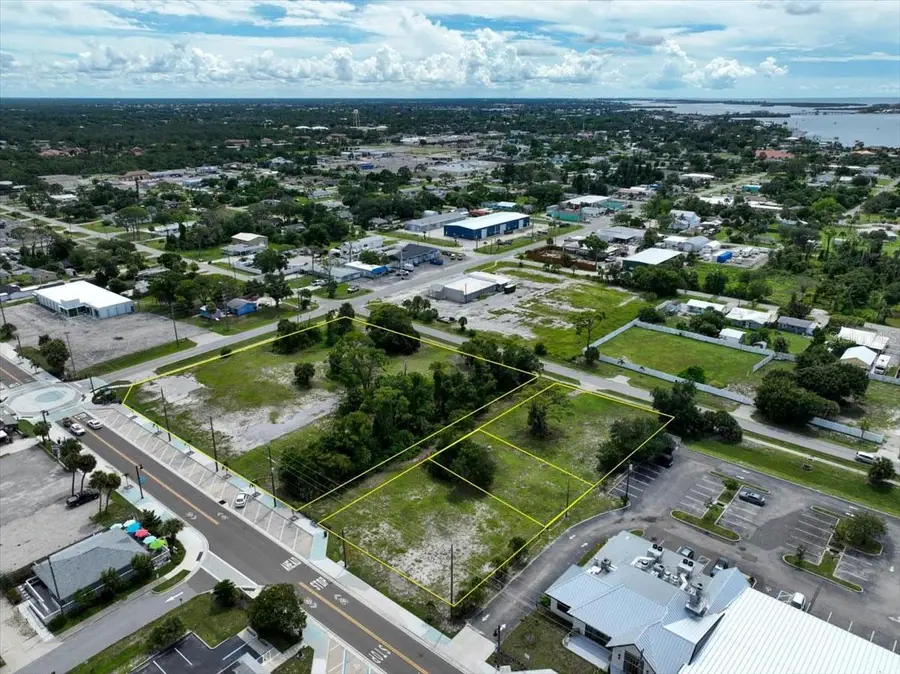 201 W Dearborn Street, Englewood, FL 34223 - #3