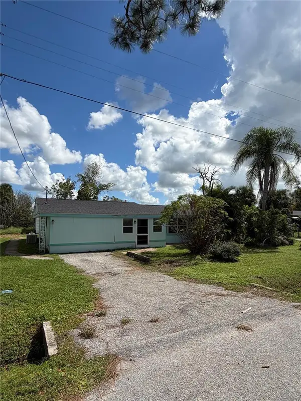 25 Warren Avenue, ENGLEWOOD, FL 34223
