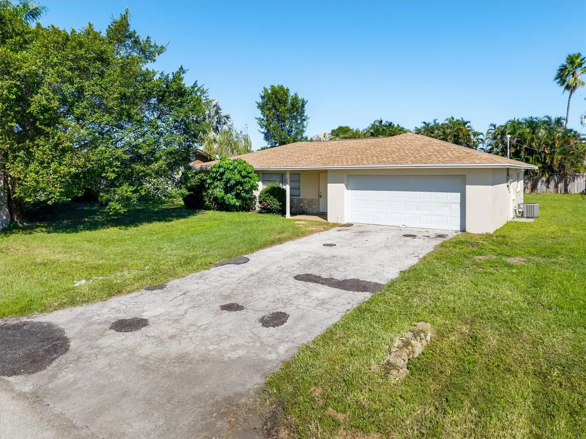 525 SE 35th Street, Cape Coral, FL 33904 - #1
