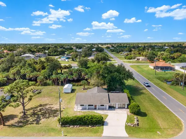 11639 Claremont Drive, PORT CHARLOTTE, FL 33981