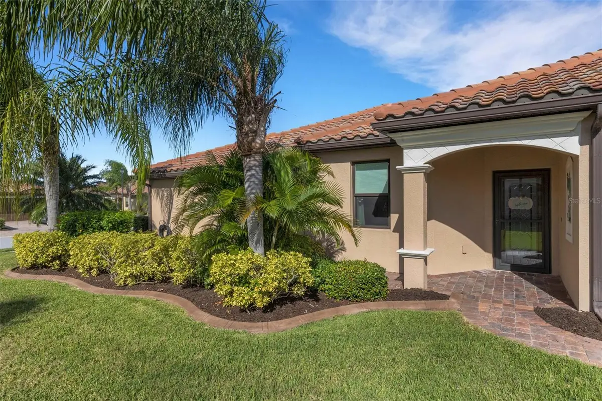 6683 Willowshire Way, Bradenton, FL 34212 - #1