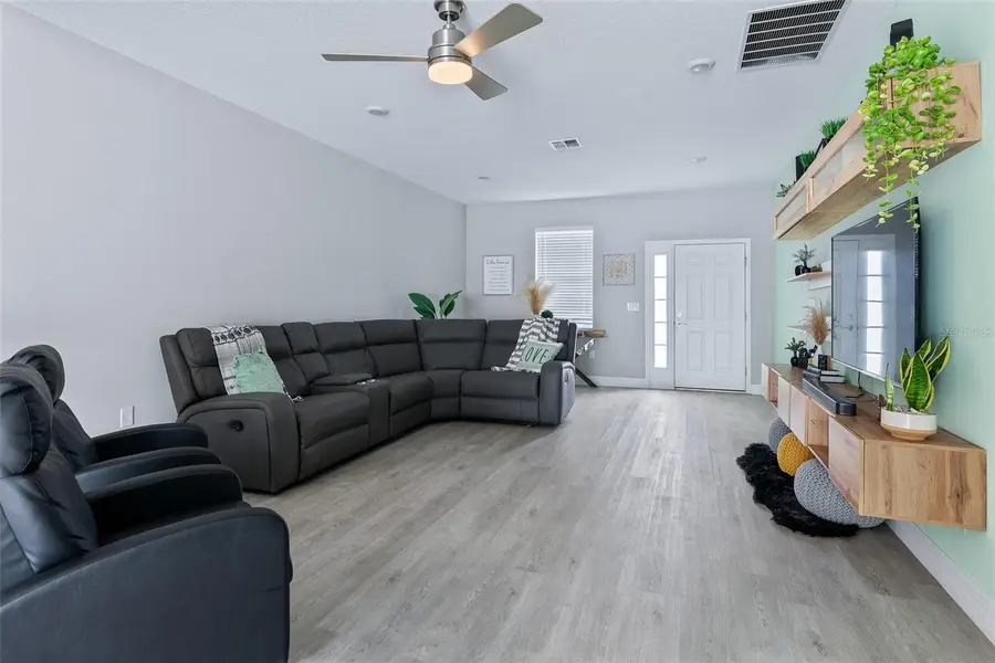 113 Plumosus Park Dr, Deland, FL 32724 - #3