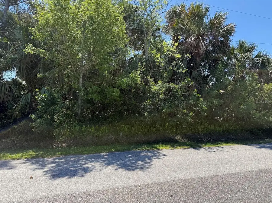 25 Cherokee Court W, Palm Coast, FL 32137 - Image #2