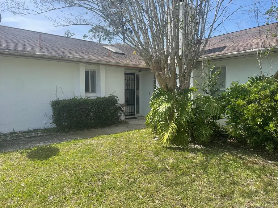 6 Foxhall Court Nw, Palm Coast, FL 32137 - Image #2