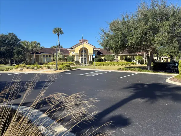 200 Canopy Walk Ln #242, PALM COAST, FL 32137