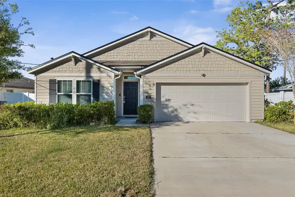 18 Pacific Drive, PALM COAST, FL 32164