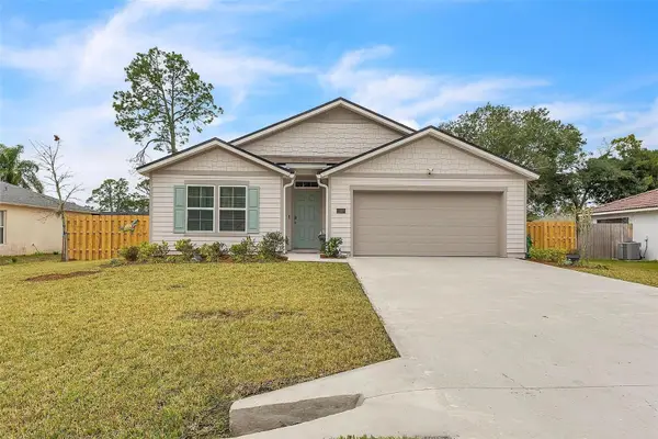 24 Pickston Lane, PALM COAST, FL 32164