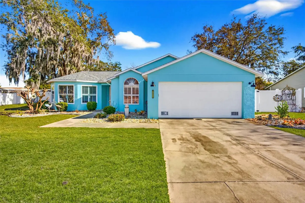 5118 Royal Oak Drive, Fruitland Park, FL 34731 - #1