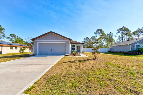 33 Pine Croft Lane, PALM COAST, FL 32164