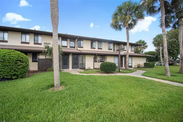 44 Club House Drive #106, PALM COAST, FL 32137