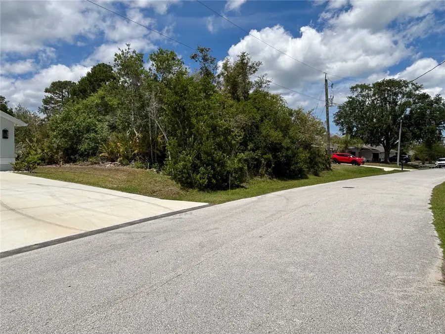 28 Fallwood Lane, Palm Coast, FL 32137 - #2