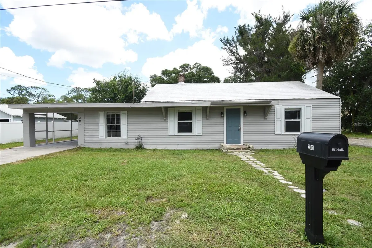 201 E Palm Street, Bunnell, FL 32110 - #1