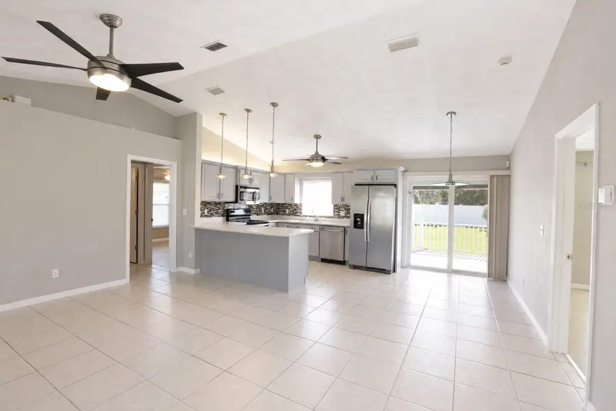 4 Severn Court, Palm Coast, FL 32164 - #3
