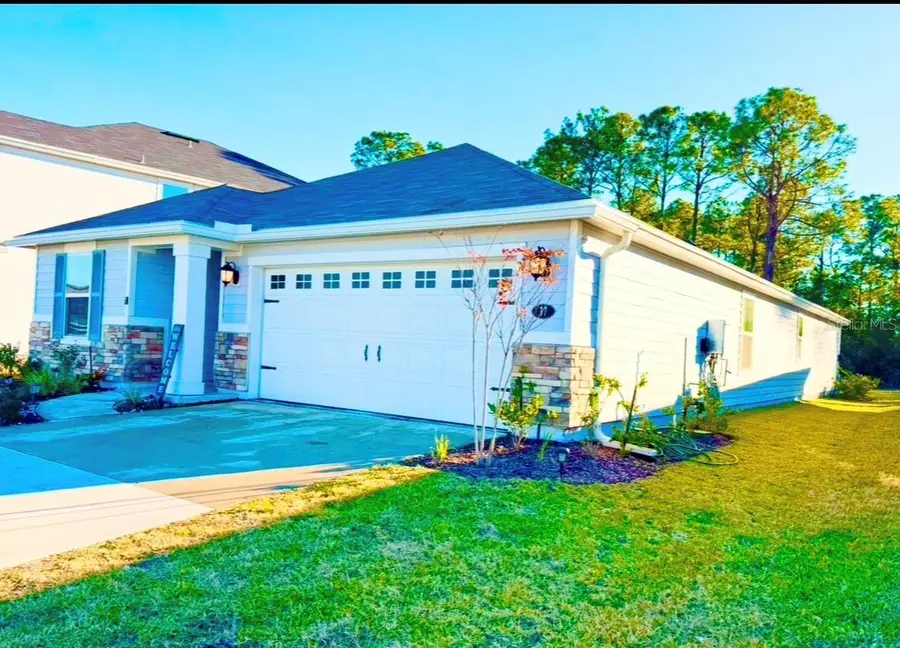 37 Willow Street, Palm Coast, FL 32164 - #3