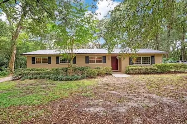 560 N Lake Pleasant Road, APOPKA, FL 32712